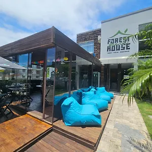 Hostal Forest House